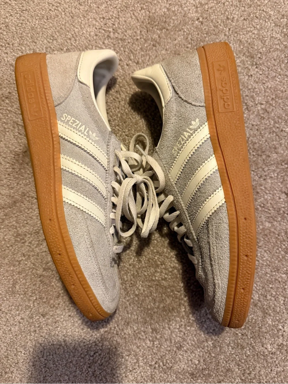 adidas Spezial Suede Sneaker in Light Grey and Gum Size 7